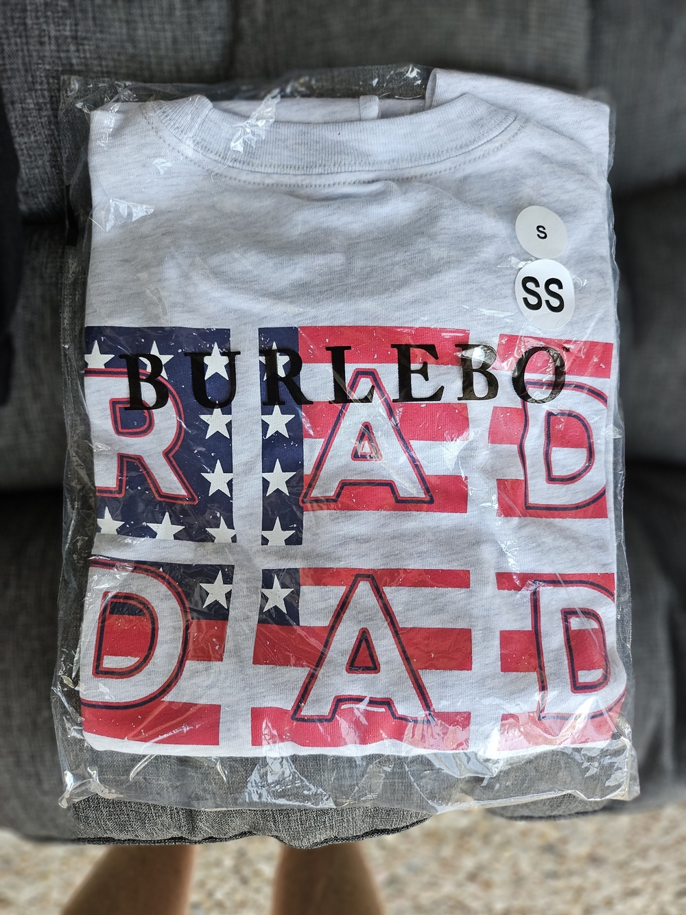 BURLEBO White Short Sleeve Tee with Red & Blue Flag Graphic Small